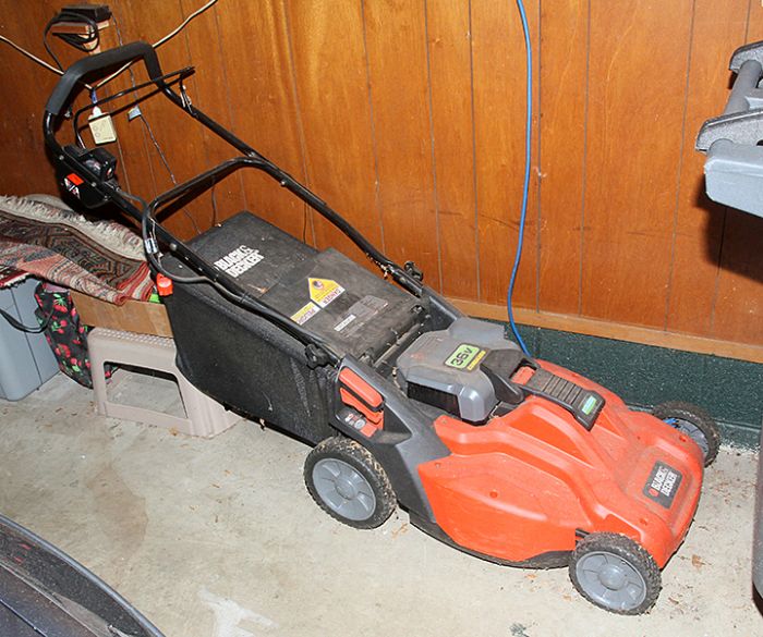 James Briddell Woodworking Shop Absolute Estate Auction - 7837.jpg