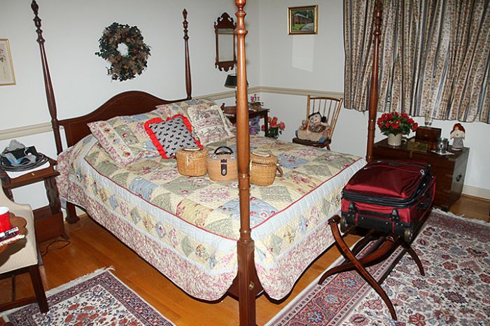 Memorial Day Single OwnerAbsolute Estate Auction James Briddell Estate. - 7806.jpg
